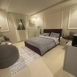 يقع في مدينة الساحليه جدة