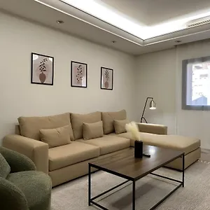 تحقق من التوفر